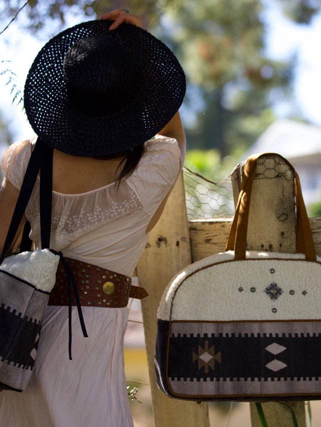 Handmade Atenti Gunmetal Overnighter Weekender– USA Made for wholesale by Atenti