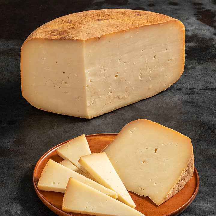 Goot Essa - Wholesale Cheese - Der Smoked Alpen Cheese (Hickory Smoked Gruyère Cheese)0