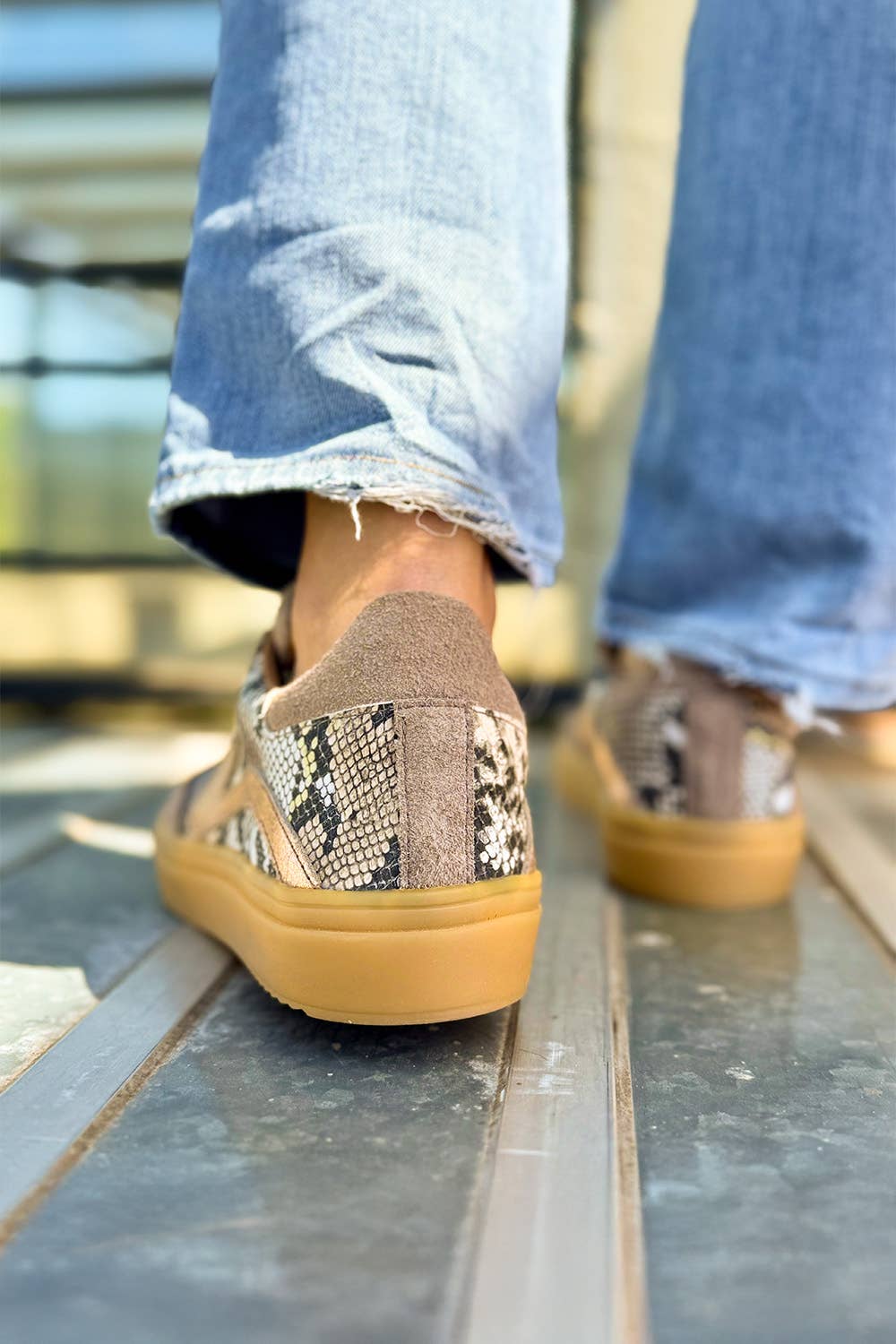 PMK SHOES – Großhandel Lifestyle-Sneaker – Damen – Novalis - Schlangennerz - Handgefertigte Sneakers aus Rindsleder1