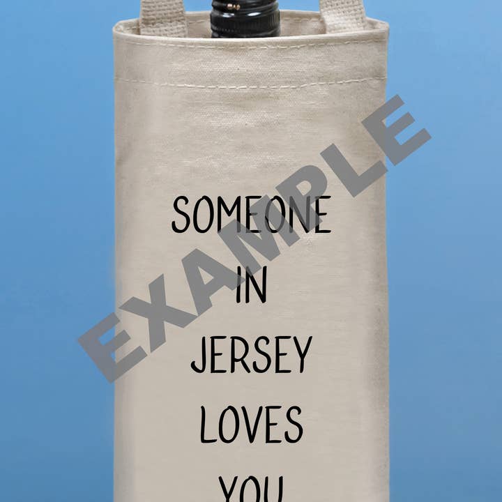 Sacola de vinho personalizada “Alguém em _____ Loves You” por atacado de Quippy Brand
