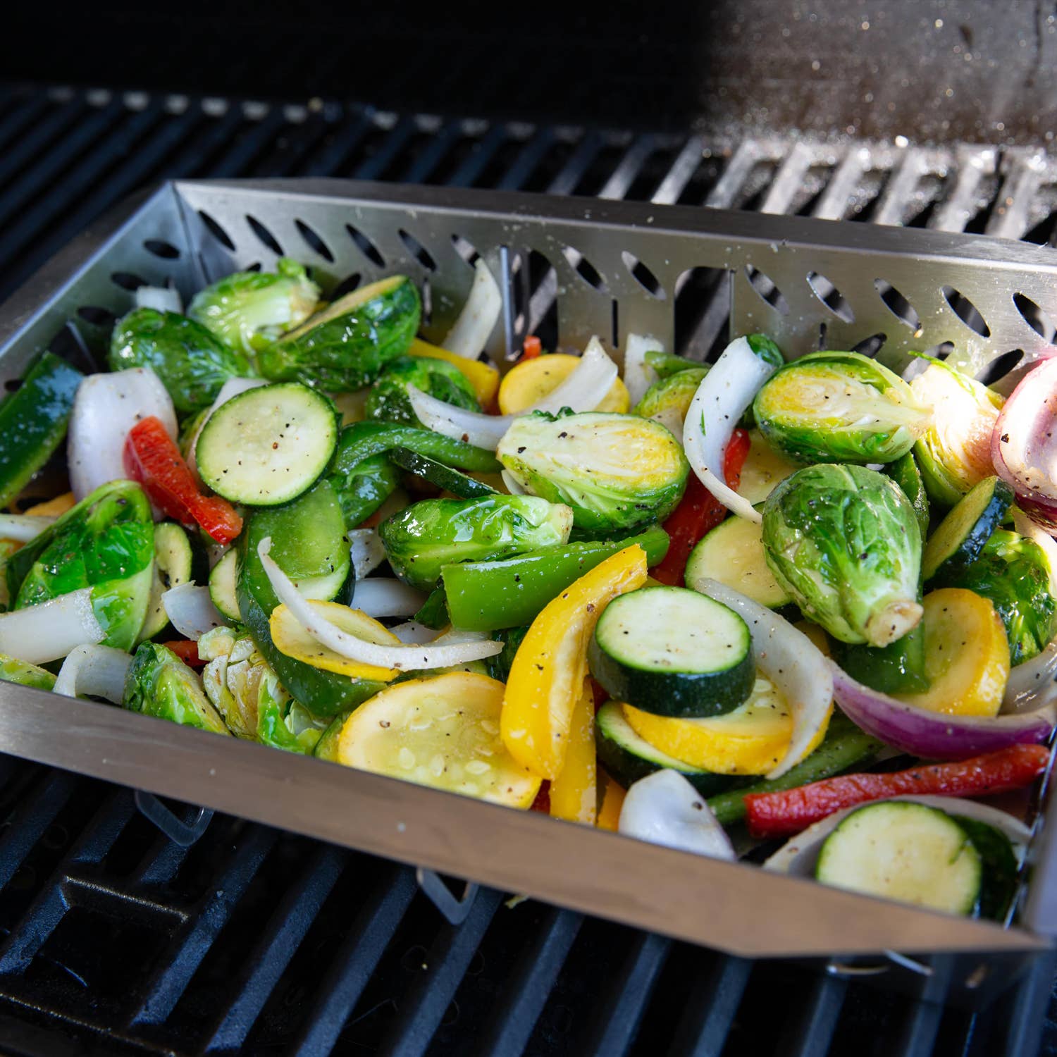 Proud Grill – wholesale Outdoor grill tools – UltraVersatile Grill Basket7