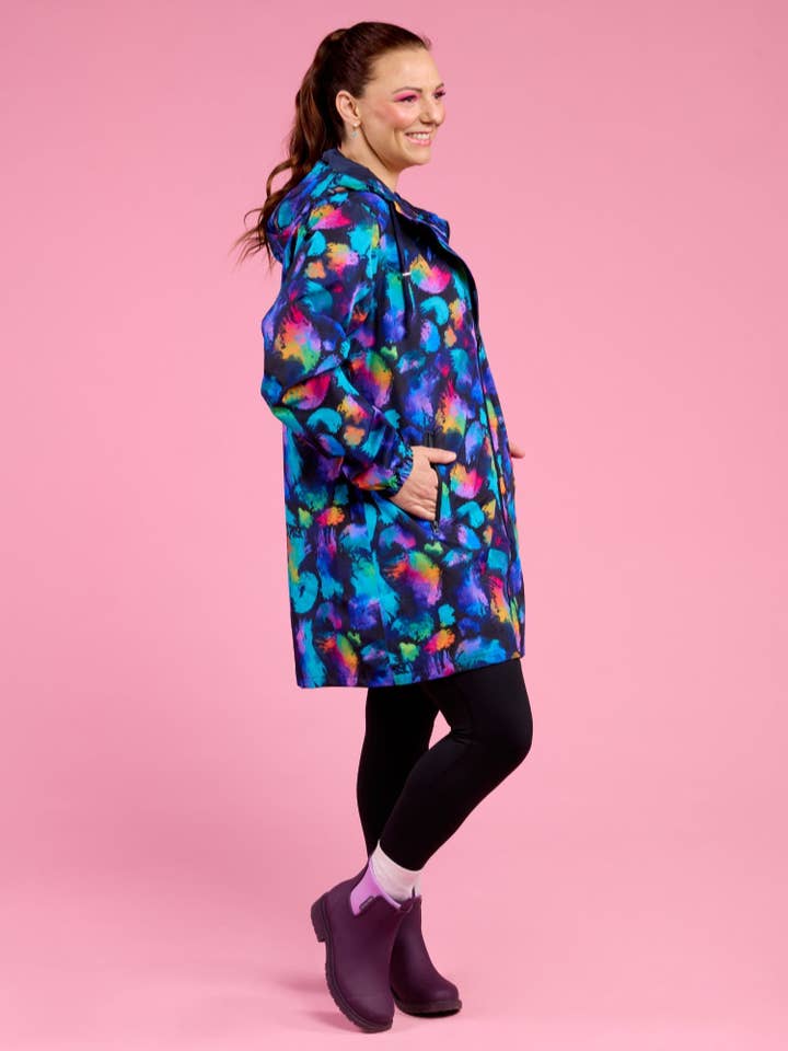 Mama Movement - Wholesale Raincoat – Women's - Rainbow Splatter Longline Raincoat1