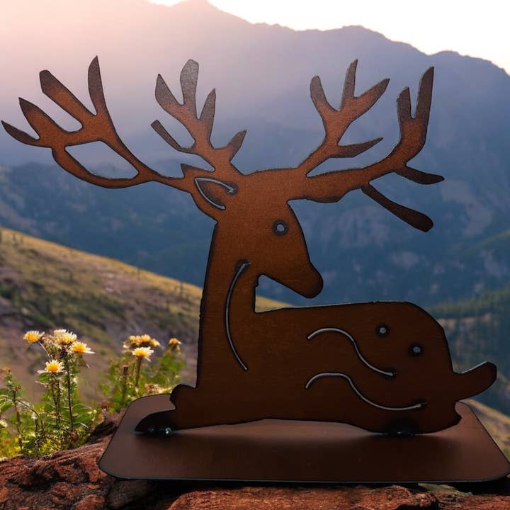 Escultura de ciervo de metal de sobremesa para jardín, exterior e interior para venta al por mayor de Whimsies