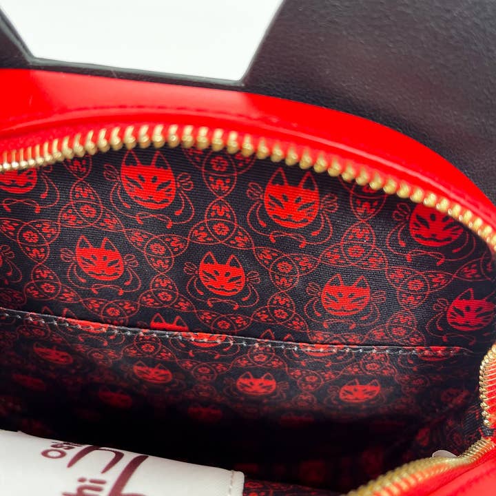 Yoshi Yoshitani LLC - Wholesale Crossbody Bag - Women's - Kitsune Convertible Bag : White9