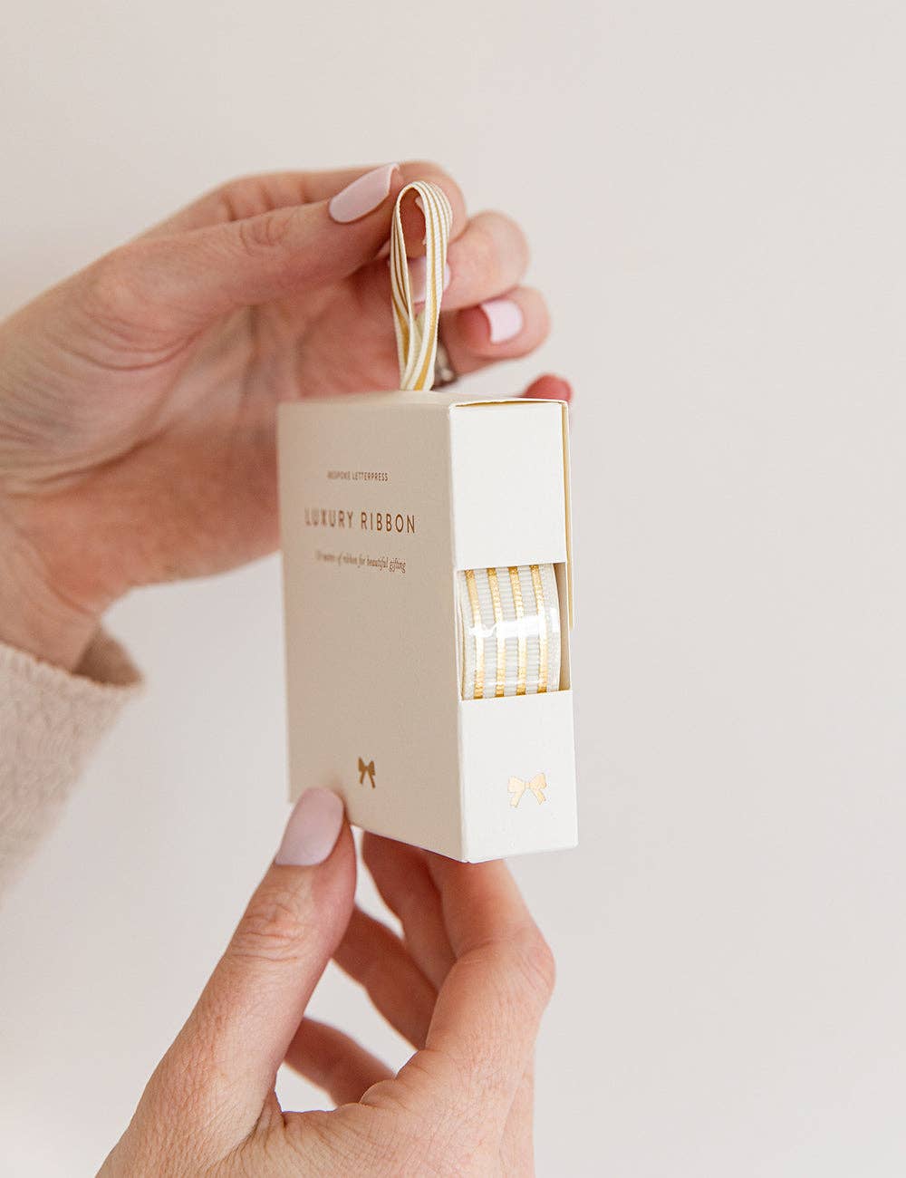 Bespoke Letterpress - Wholesale Ribbon – Gift wrapping - Cream Gold Foil Striped Ribbon - 10 metres7