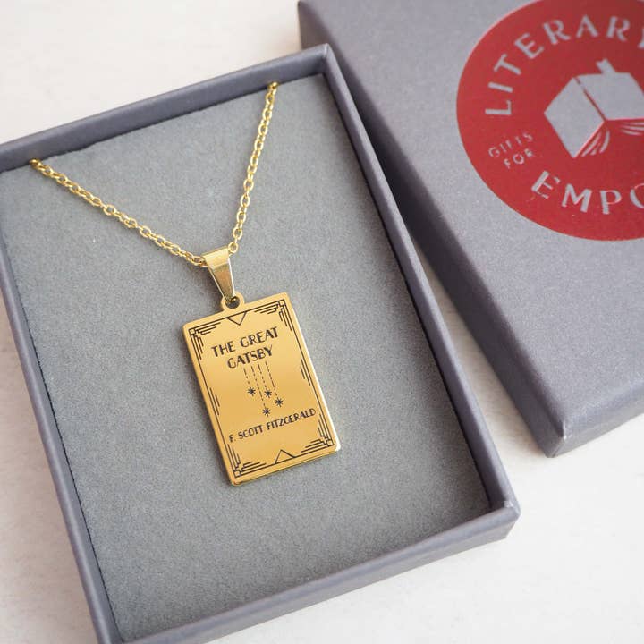 LiteraryEmporium - Wholesale Pendant/Charm Necklace - The Great Gatsby Book Necklace4