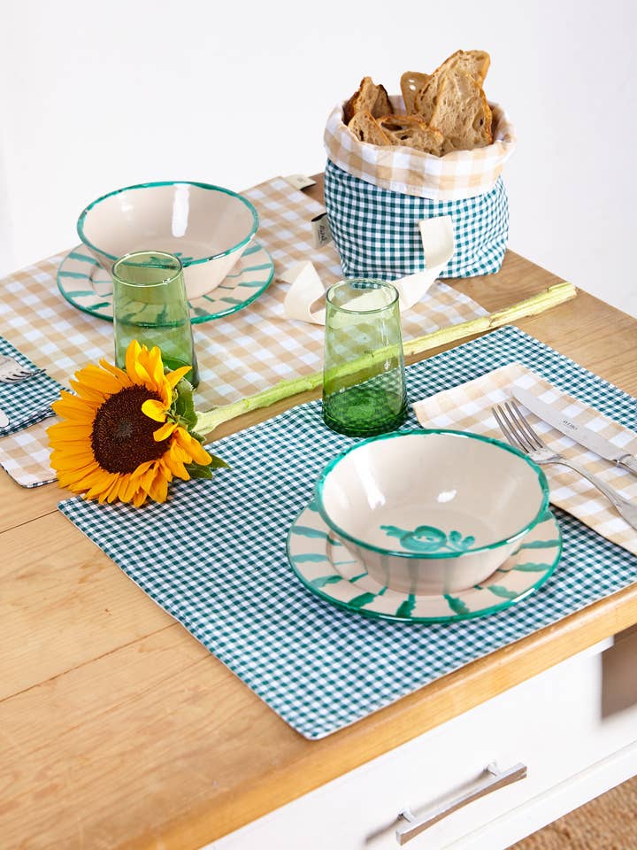 Rever 2-piece placemat set. Vichy green and beige for wholesale by Eturel Madrid
