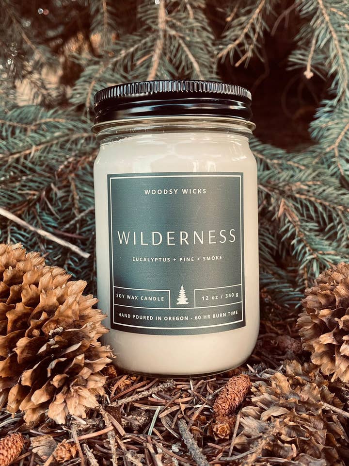Vela de Cera de Soja Wilderness - Não Tóxica - Aroma de Árvore por atacado de Woodsy Wicks