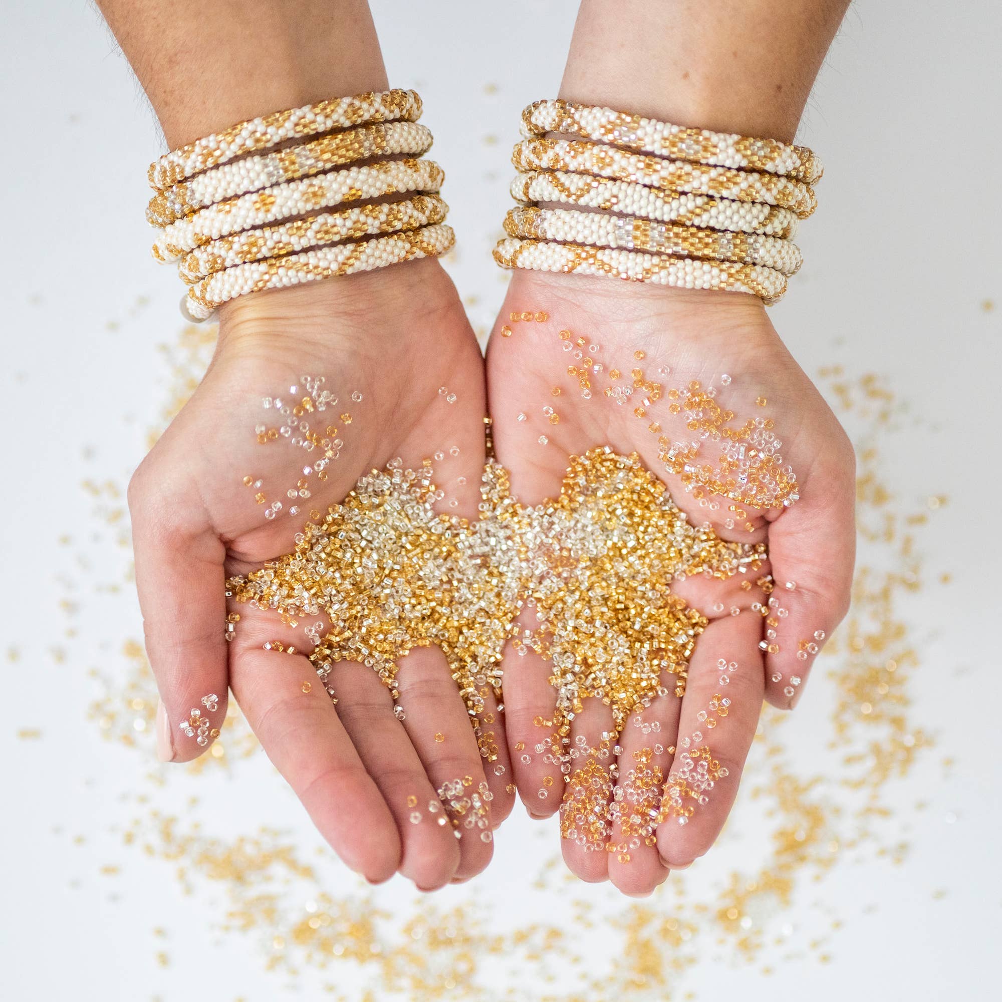 Aid Through Trade - Wholesale Jewelry Set - Roll-On® Bracelet Cairo- Set of 122