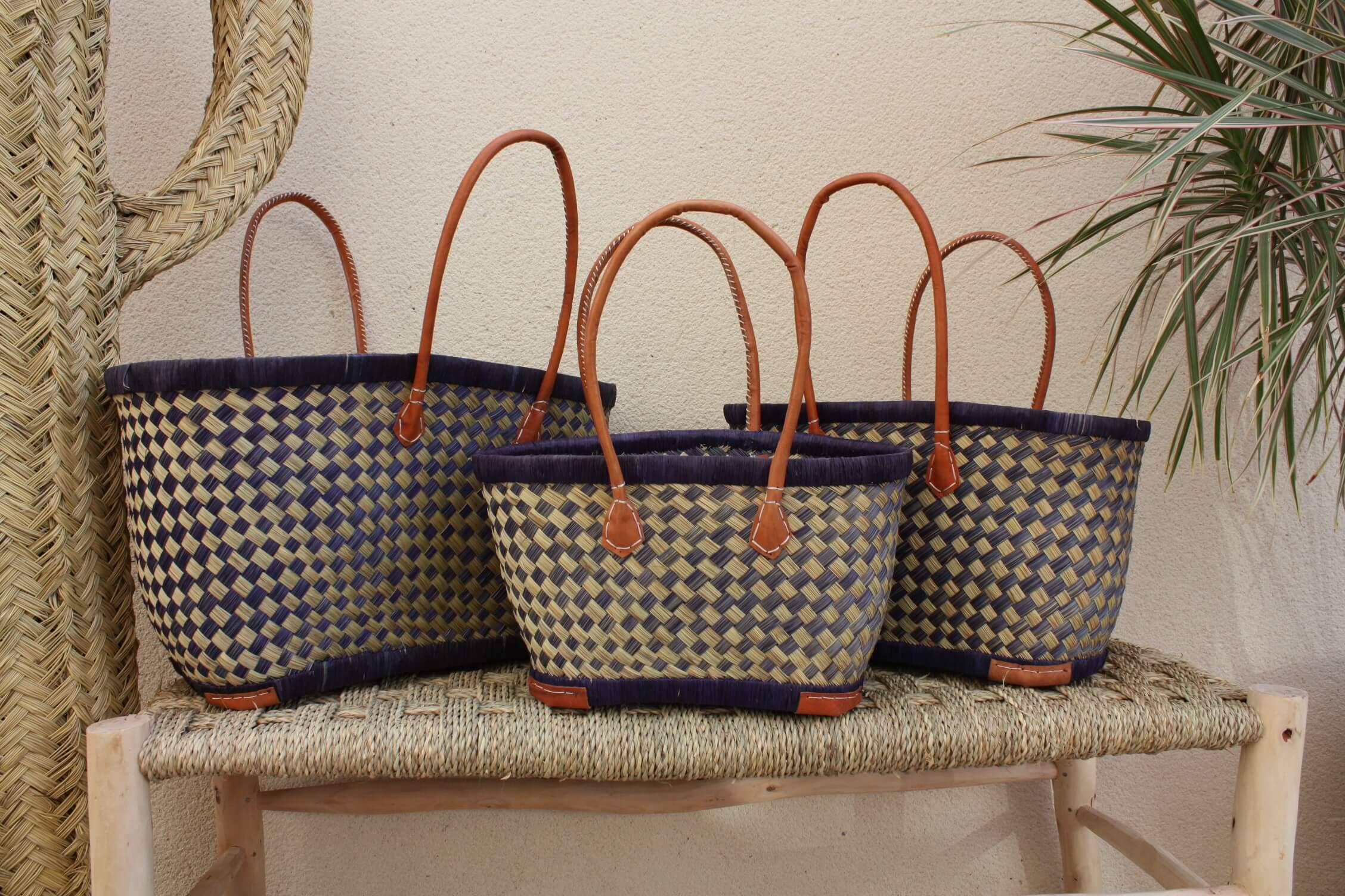 Boutique Huléti - Wholesale Grocery/Shopping Bag - Beautiful shopping basket - MADAGASCAR - DAMIER Blue & Natural Tote Bag - Handmade - 3 sizes to choose from - beach wicker straw3