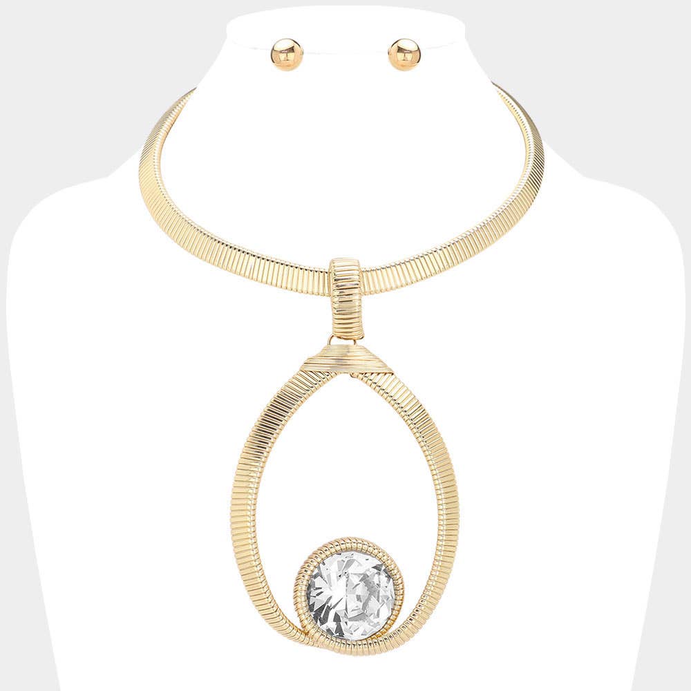 Sensibling Corp. – wholesale Hänge-/berlockhalsband – Runt kristallstenshalsband med texturerad metall och statement-design1