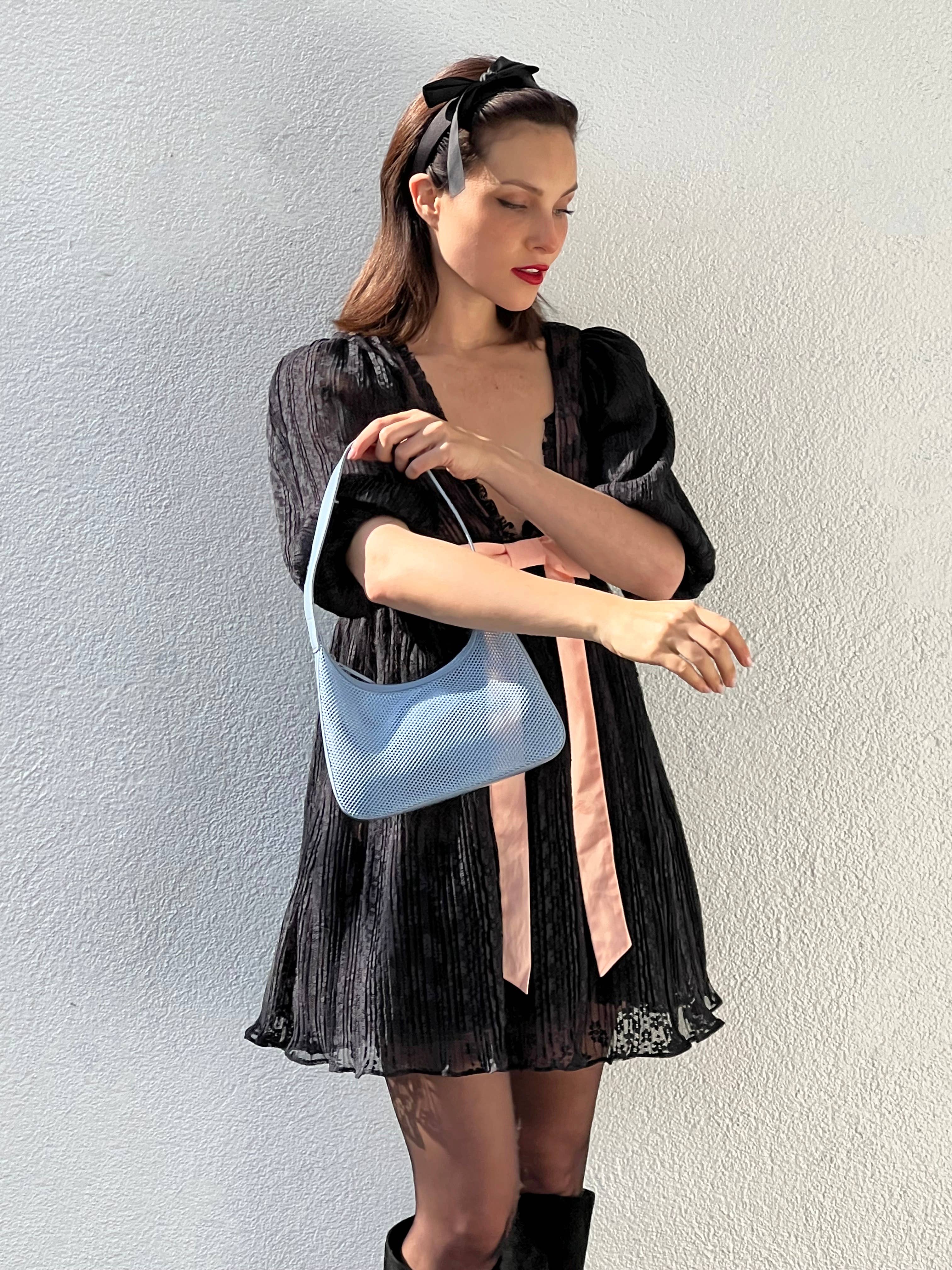 KAYLA+AVA – Großhandel Schultertasche – Damen – CAMILA MESH-SCHULTERTASCHE10