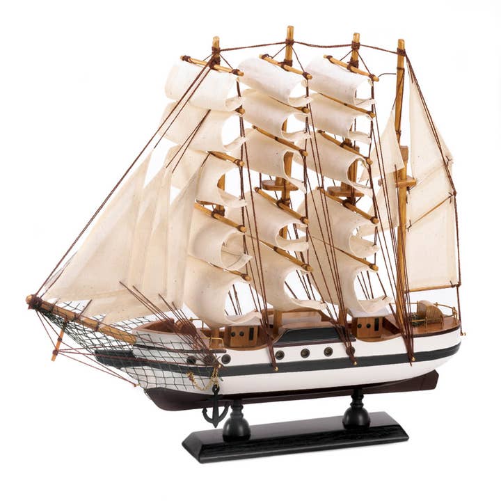 Zingz Home - Wholesale Decorative Tabletop Object - Passat Ship Model