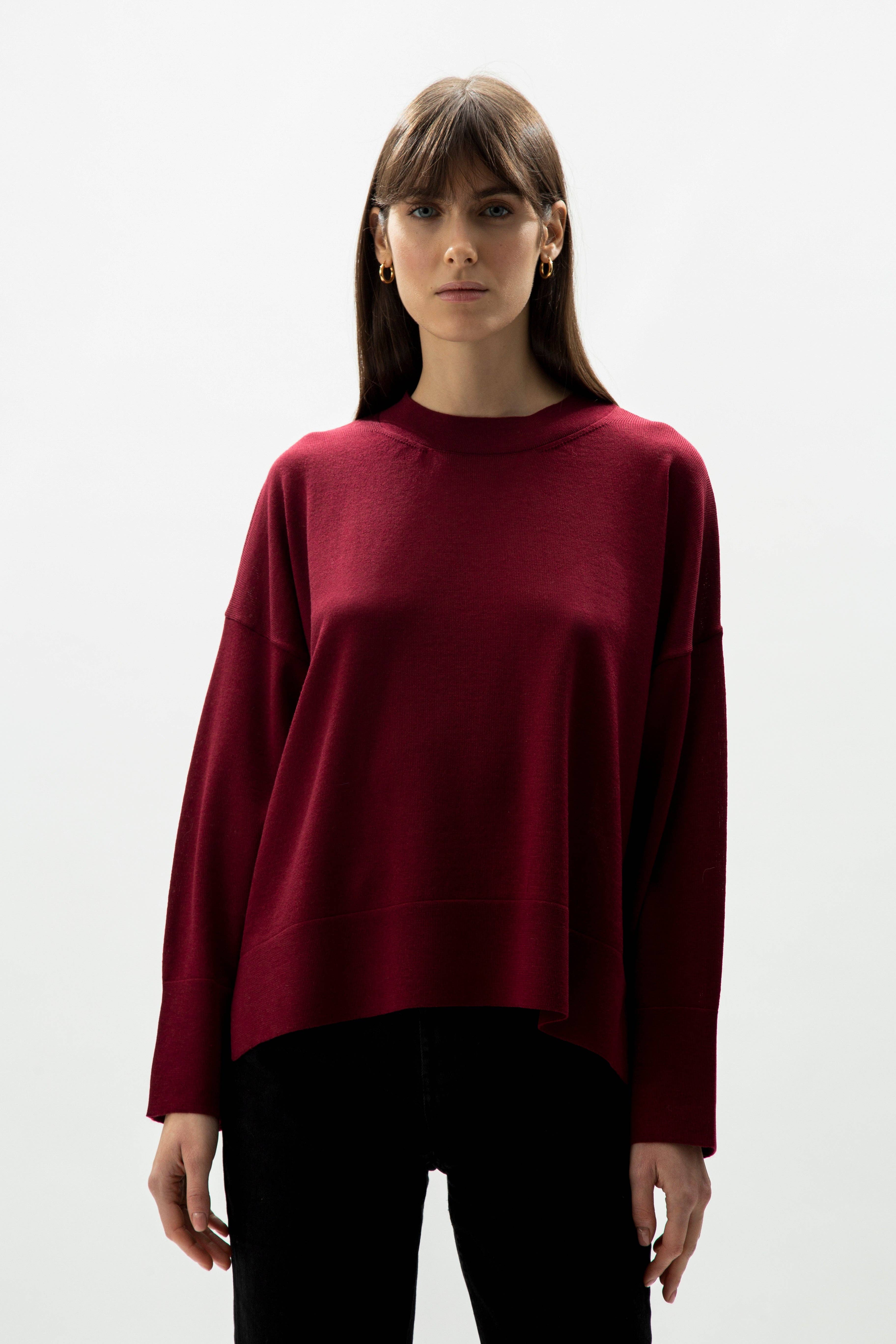 Lèmme – wholesale Pullovertröja - Dam – Överdimensionerad pullover med rund hals i extra fin merinoull3