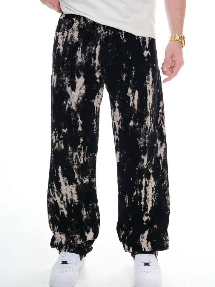 Jeans dritti da uomo neri con lavaggio acido e schizzi, streetwear in denim 1025C1543 per la vendita all'ingrosso da parte di Monocloth