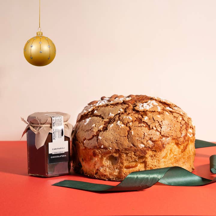 Panettone artesanal clássico + creme de gianduia por atacado de Caniparoli Cioccolateria