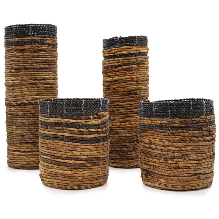 Ensemble de feuilles de bananier - 2 vases et 2 bacs pour la vente par Rooted Treasures Farms