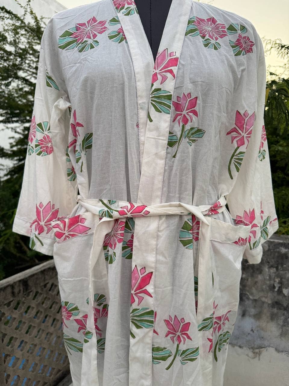 bhavnas boutique – wholesale Robe – Women's – White Color Block Print Kimono Robe Cotton Vintage Robes  3