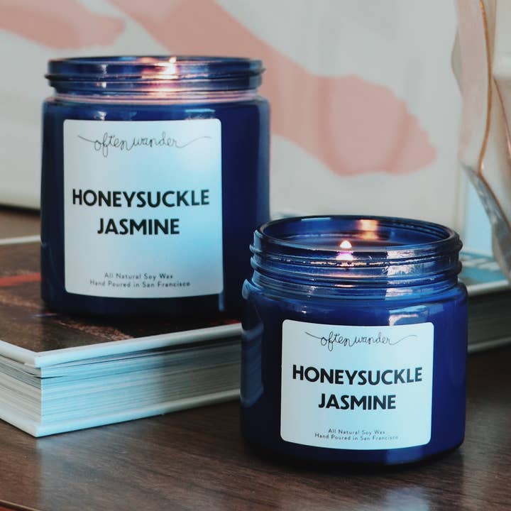 Chèvrefeuille et jasmin — Bougie signature pour la vente par Often Wander