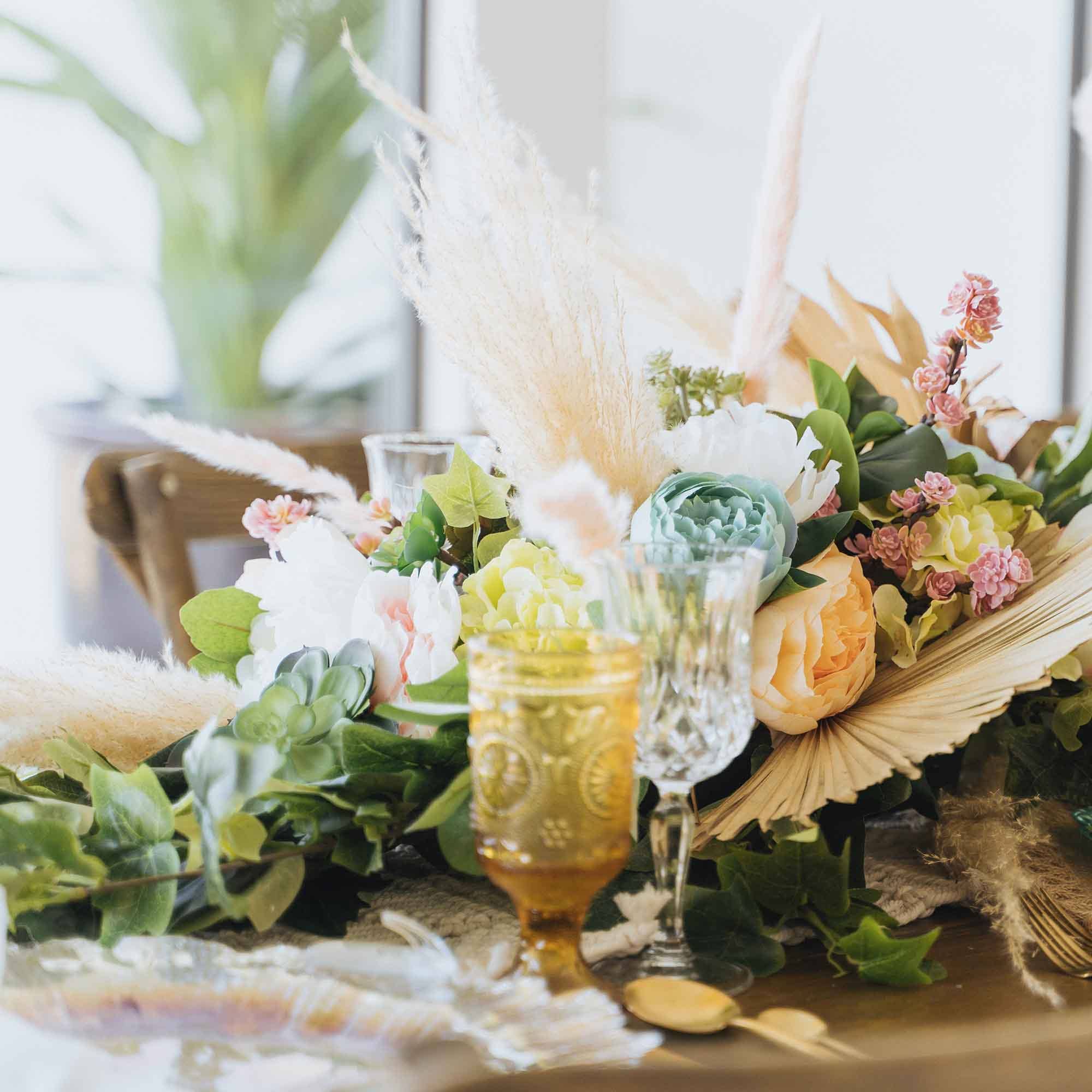 Natural Dried Pampas Grass 24" 10pc/bag - Blush for wholesale on Faire1