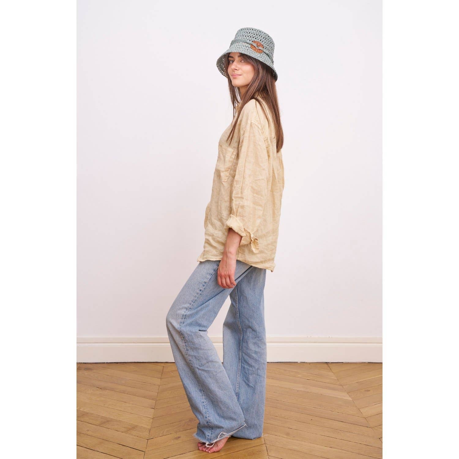 SANS-ARCIDET PARIS - Vendita all'ingrosso Cappello da pescatore - Donna - Cappello a secchiello Arlette SS24 in rafia intrecciata naturale12