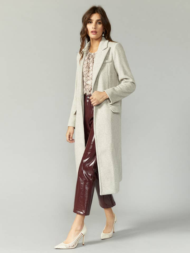 Ona Borstad Slim Coat för wholesale av Greylin