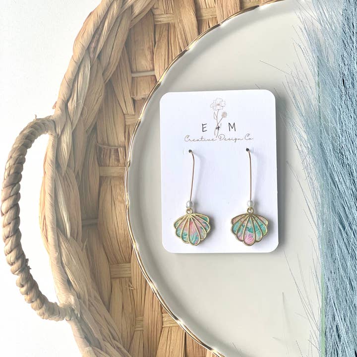 E & M Creative Design Co. - Wholesale Dangle Earrings - Vibrant Summer Shell Earrings (different styles)3