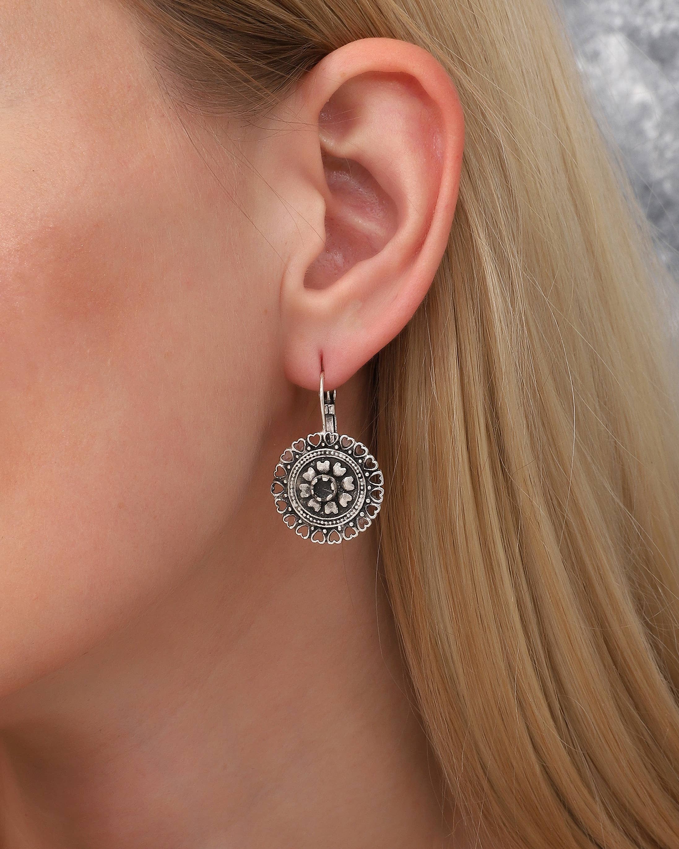 AVENS - Vente Créoles - Boucles d'oreilles en filigrane plaqué argent antique2