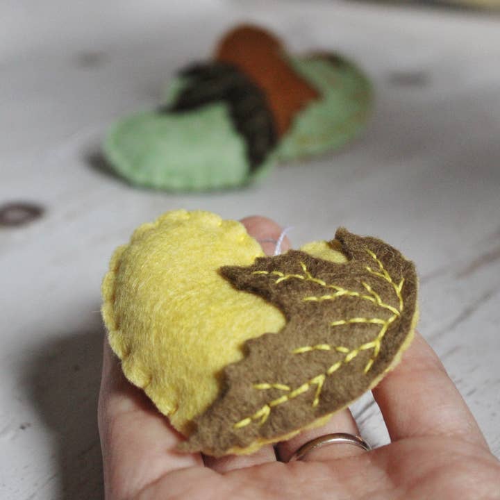 Autumn leaf heart ornament, felt home decoration, fall decor for wholesale by Grab a Coffee
