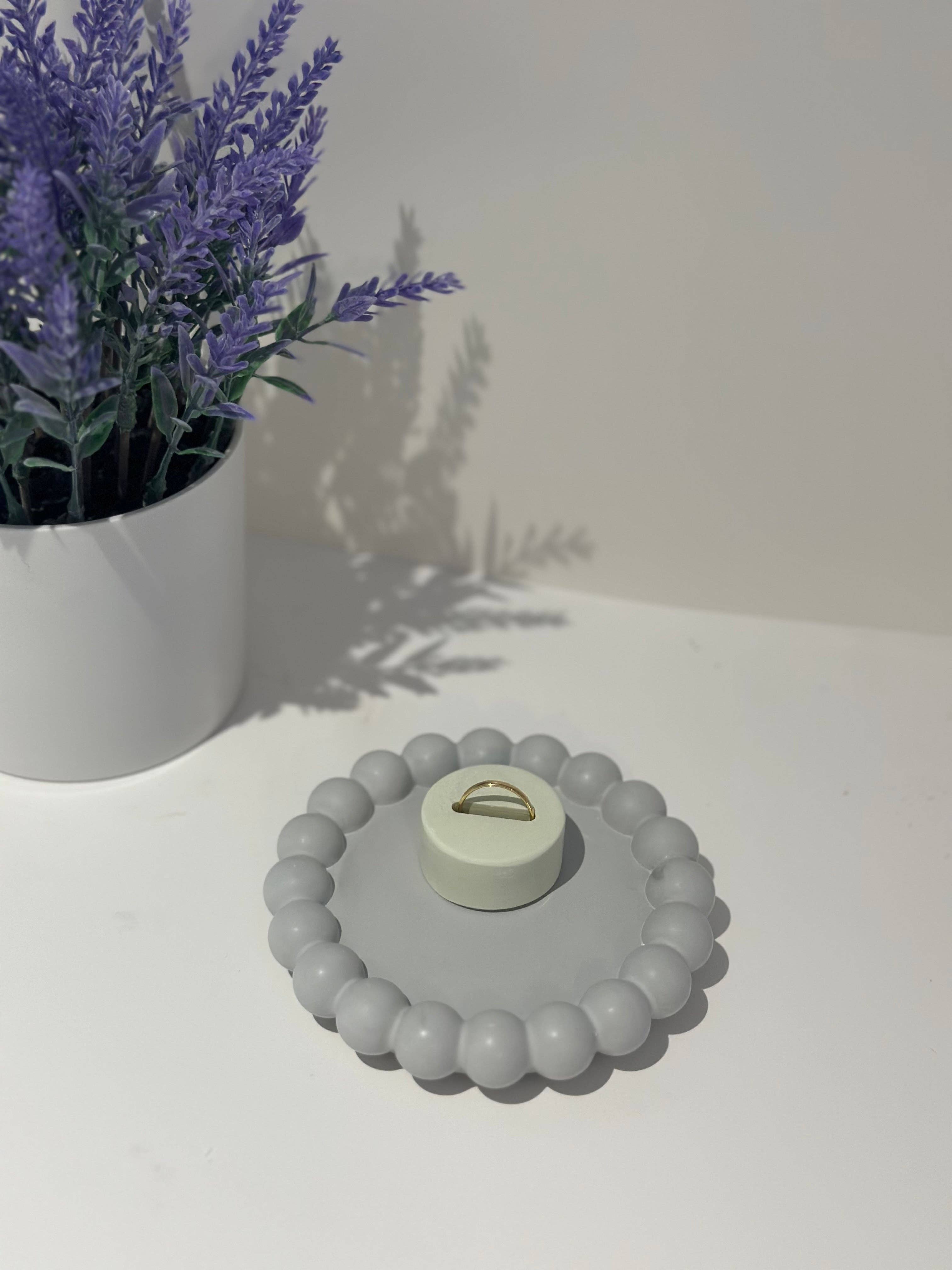 Color and Pour - Wholesale Decorative Tray - THE MADDIE TRAY4