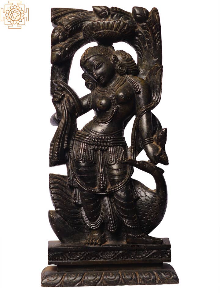 12" Goddienaar Devadasi in groene steen voor wholesale door Exotic India Art