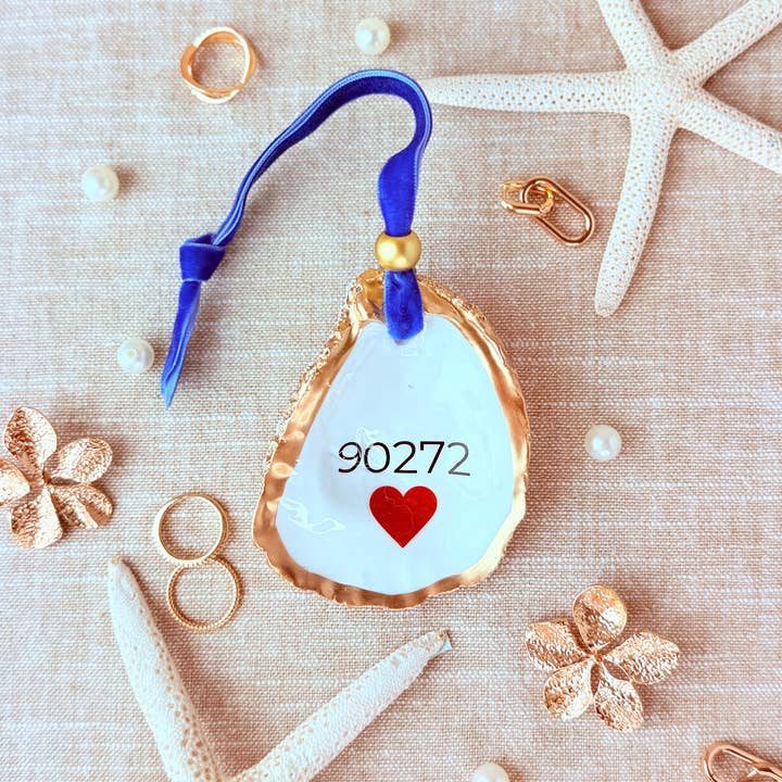 Palisades 90272 Heart Oyster Ornament for wholesale by Coast & Canyon Shop