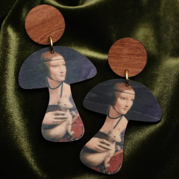 Orecchini Fine Art a forma di fungo per la vendita all'ingrosso da parte di Mushroom Menagerie