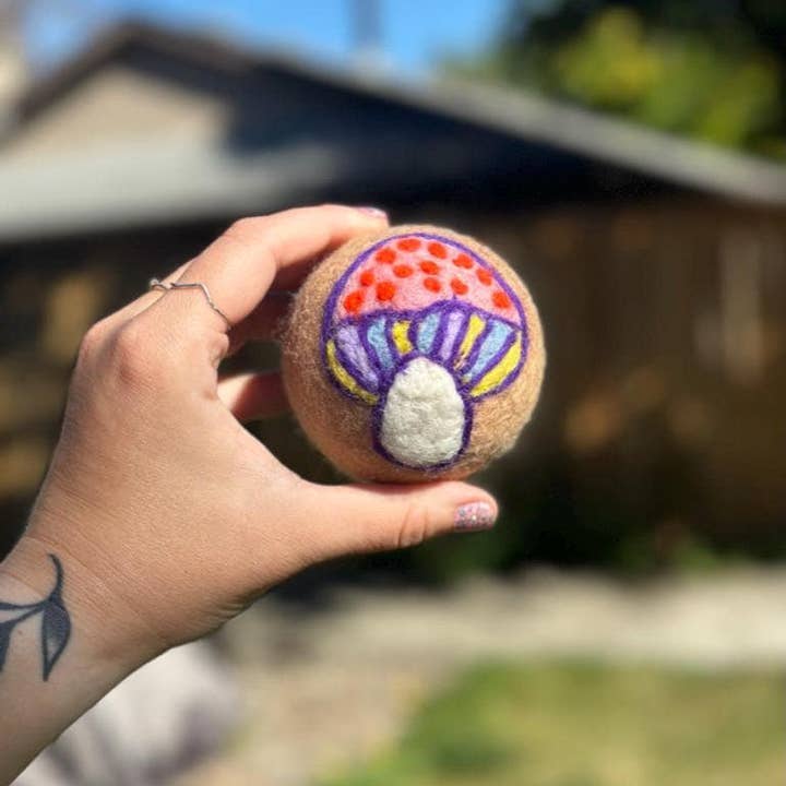 Porter Lee's - Vente Balles de sèche-linge - Boules de séchage en laine biologique--Merry Mushroom0