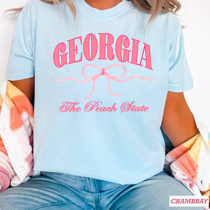 Shoppe SHC – Großhandel T-Shirt (Grafikdruck) – Damen – Coquette Tee | Georgia Tee | Grafik-T-Shirt für Damen11