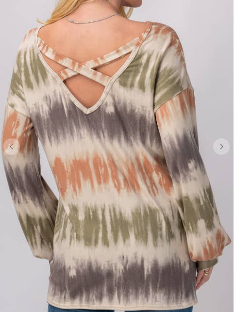 HAUT À MANCHES LONGUES EN TRICOT LÉGER EN TRICOT CROISÉ pour la vente par Heyday