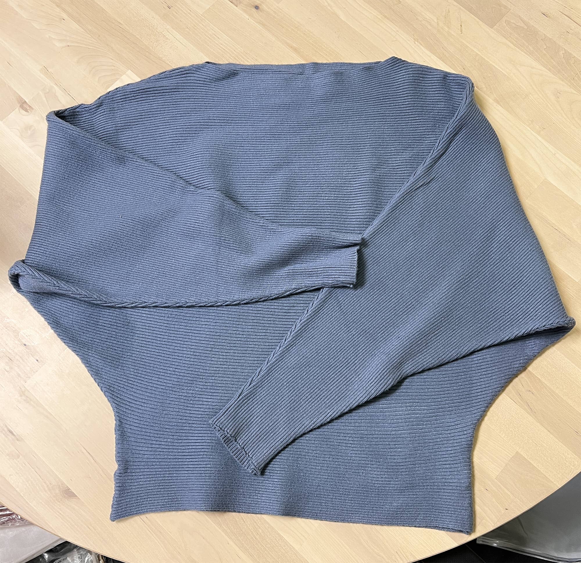 Fennco Styles – wholesale Knitted jumper – Women′s – Boat Neck Batwing Sleeve Knit Soft Sweater3