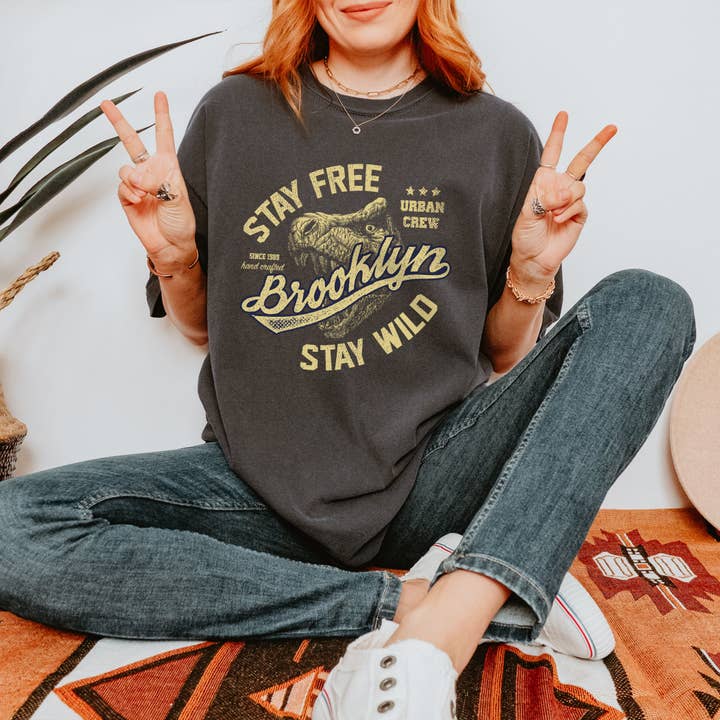 Sommer unisex Stay Free Brooklyn Tee for engroshandel hos Emogifts