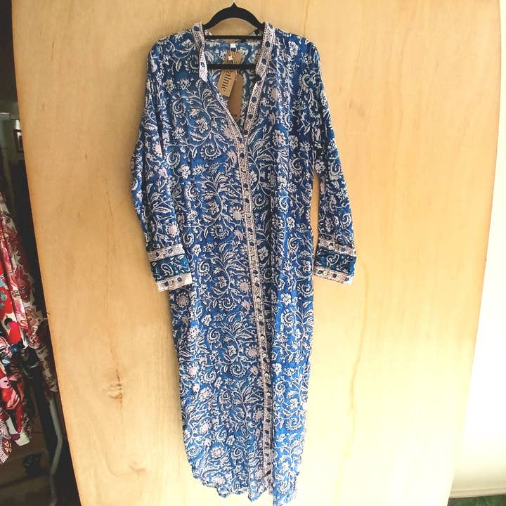 Lang trykt åben tunika 67208 for engroshandel hos Cinnamon Creations