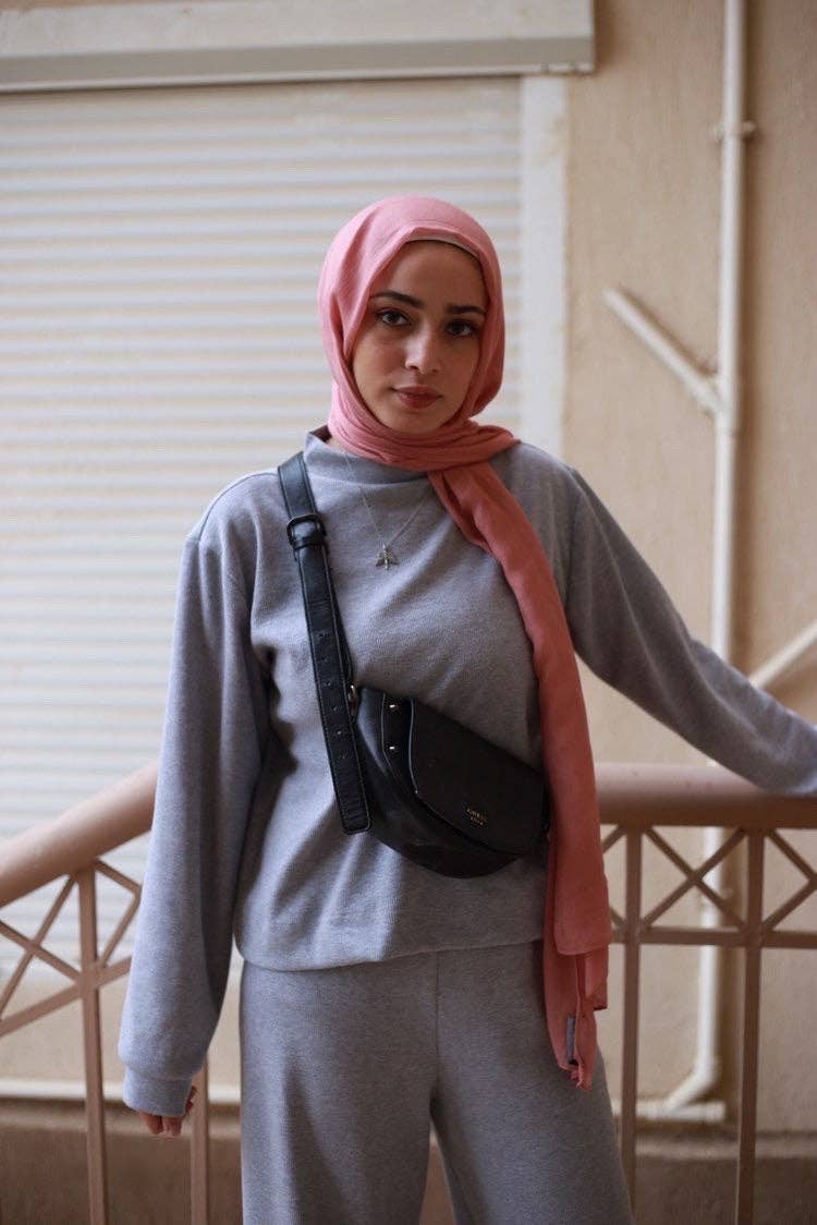 Bella Hijabs - Wholesale Hijab - Women's - Modal Hijab - Pale Mauve6