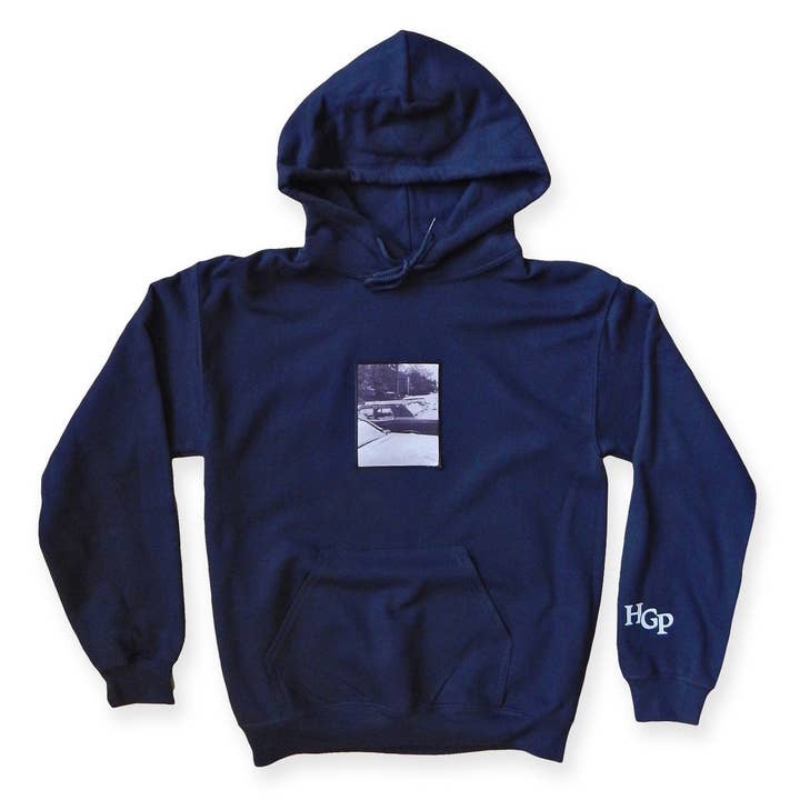 Kontinental hættetrøje lavet af Carlos De La Rosa for engroshandel hos Hungry Ghost Press