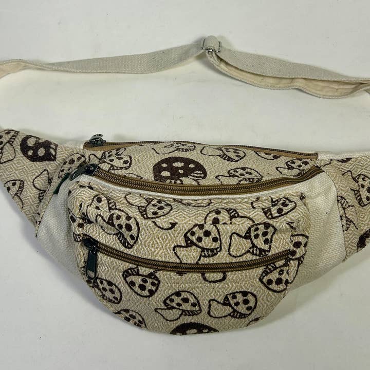 PD-2 - Sac banane en chanvre Nugget pour la vente par Foot Path Trading Co