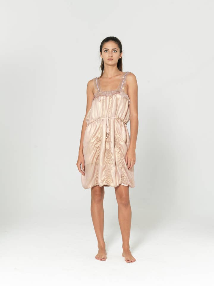 Silke camisole ‘Lysa‘ kjole for engroshandel hos A MOI PARIS