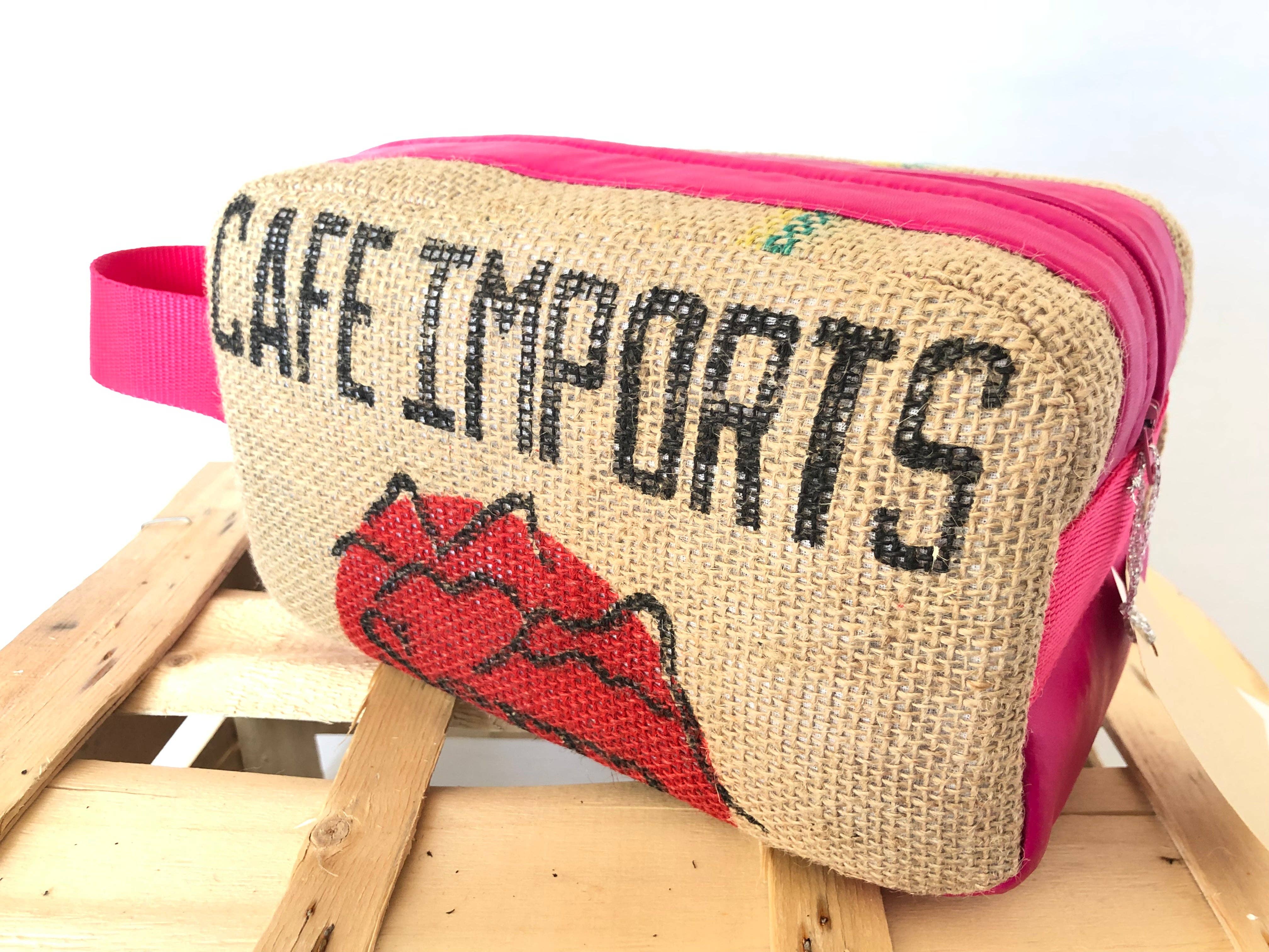 K-chik - Wholesale Toiletry Bag - Women's - Toiletry bag recycled coffee sack fabric application4