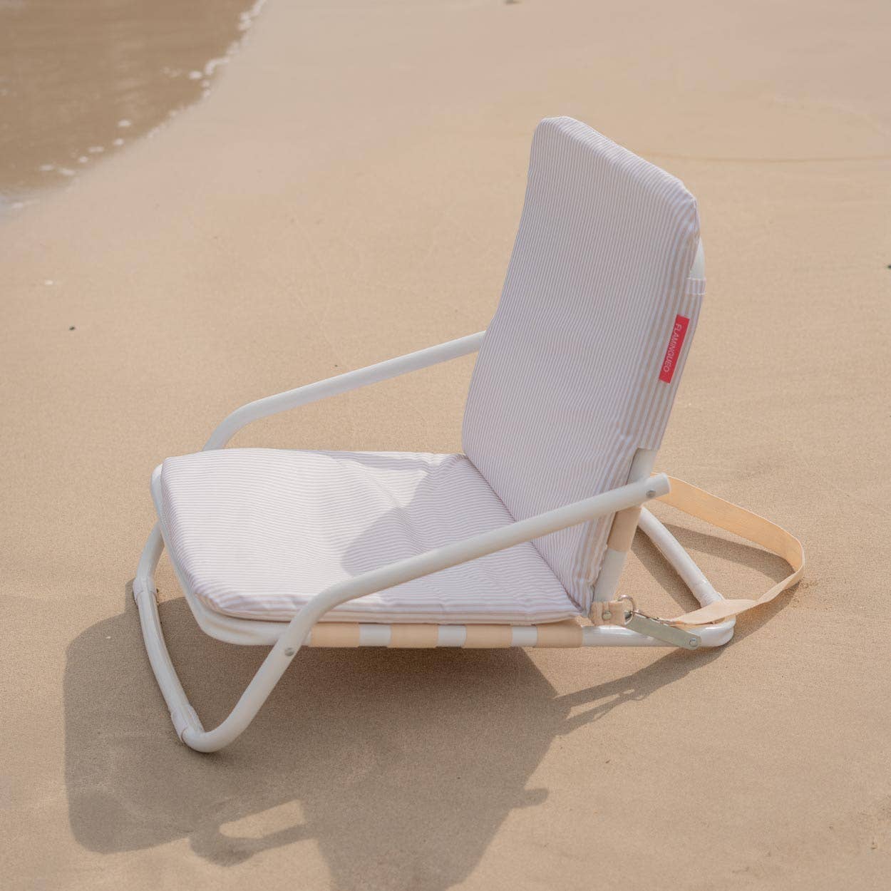 Flamingueo - Vendita all'ingrosso Accessori da spiaggia - Sedia da spiaggia pieghevole Eden con design a righe beige10