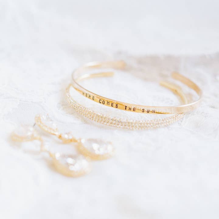 Camilla Limón - Wholesale Bangle Bracelet - 18K Gold Mantra Bracelet | Ohana Quote | Engraved Bracelet1