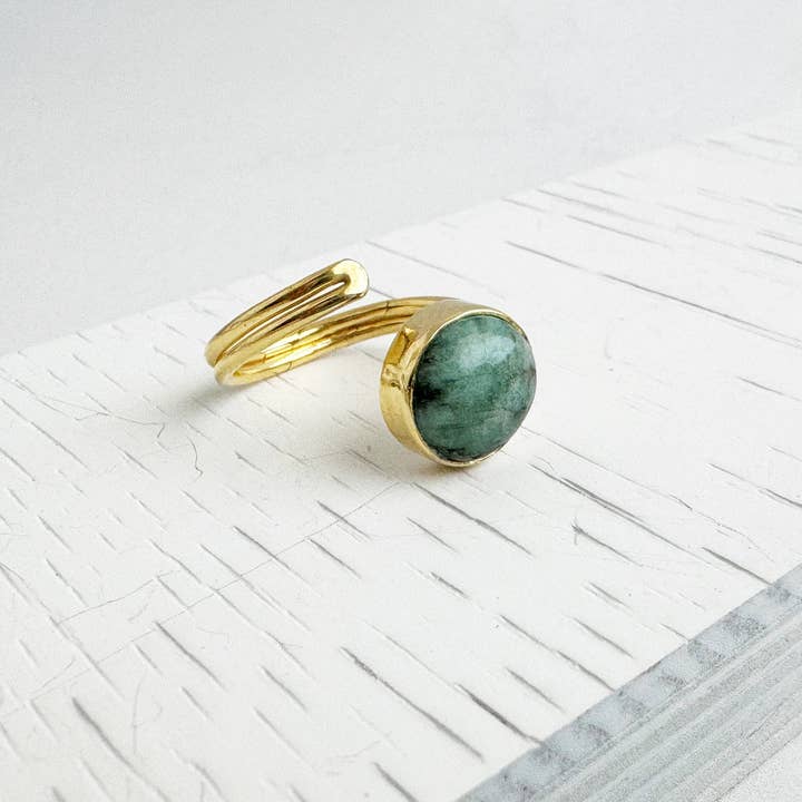 Rustic Gem Jewelry - Wholesale Cocktail/Statement Ring - Emerald Wrap Ring in Gold and Silver