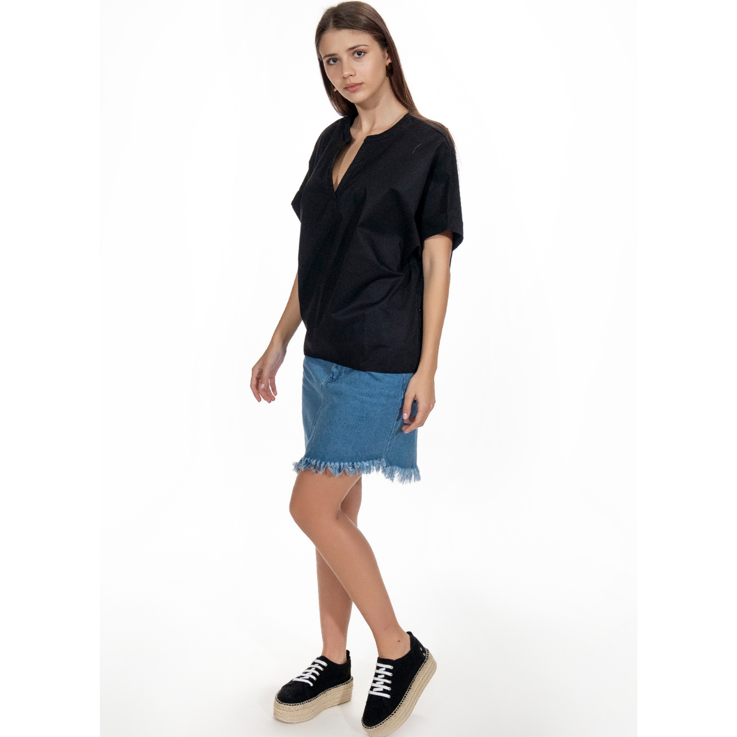 SOHUMAN - Wholesale Blouse - Women's - Blas Black V-Neck Blouse3
