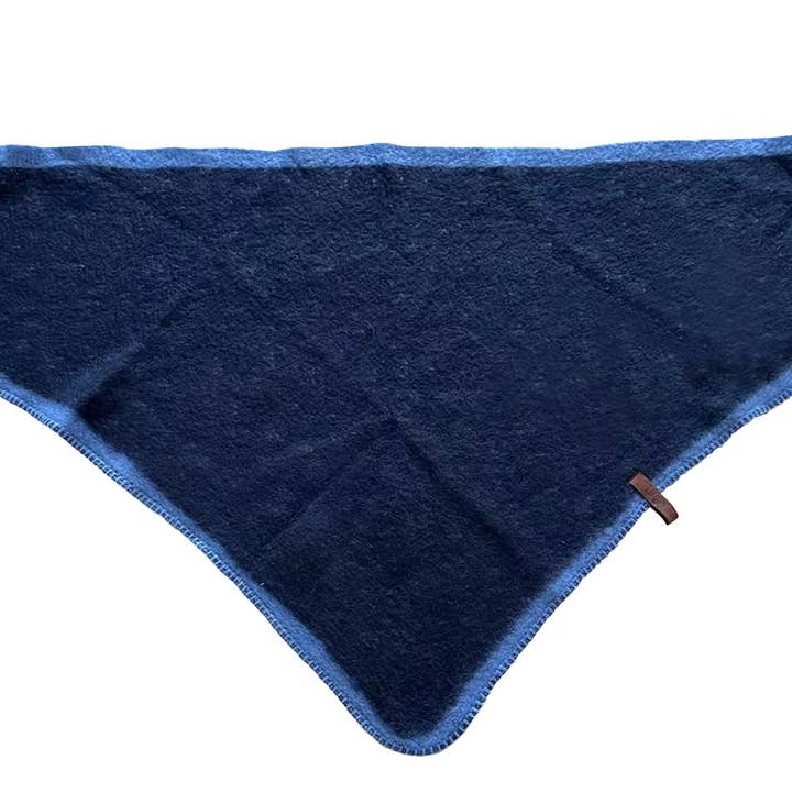 Sciarpa Nina Rand 16 per la vendita all'ingrosso da parte di LOT83