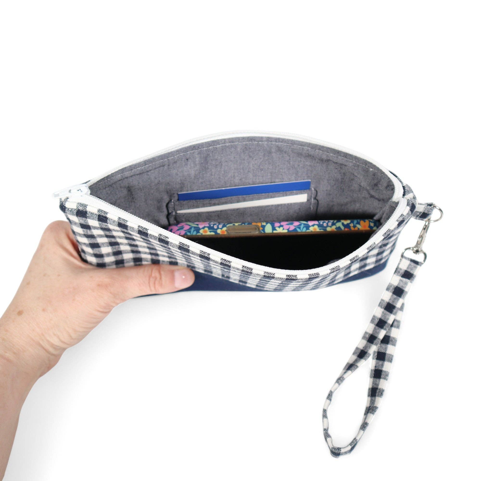 Crosscut Sewing Co. - Wholesale Craft Sewing Kit - Wristlet Sewing Kit - Adult Sewing Kit for Beginners94